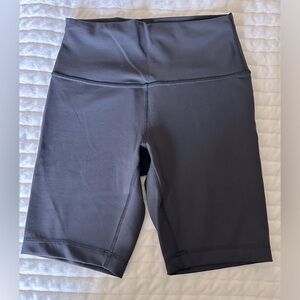Lululemon Align Hi-Rise bike short